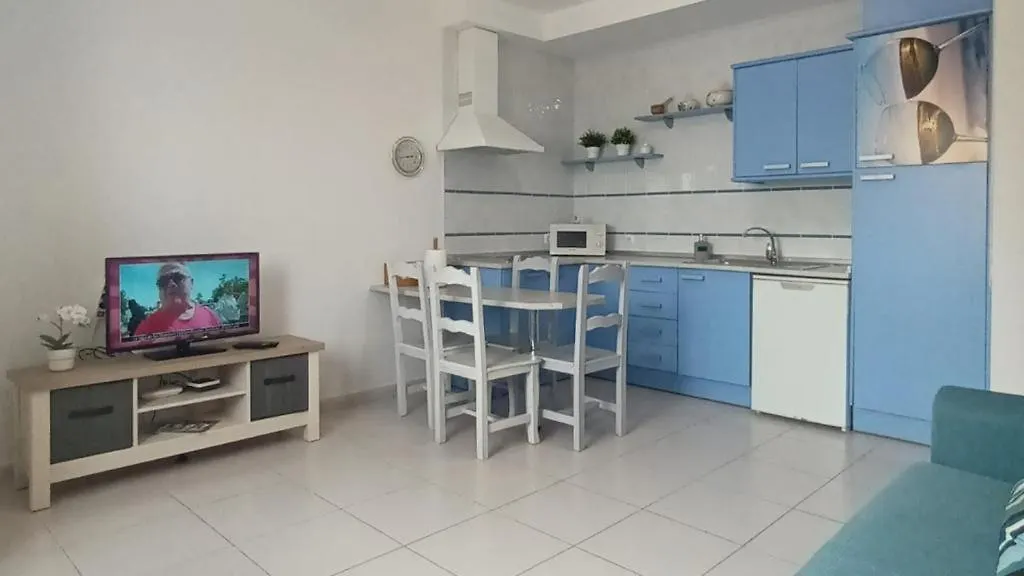 شقة Apartamento A Orillas De La Playa De تاراخاليخو إسبانيا